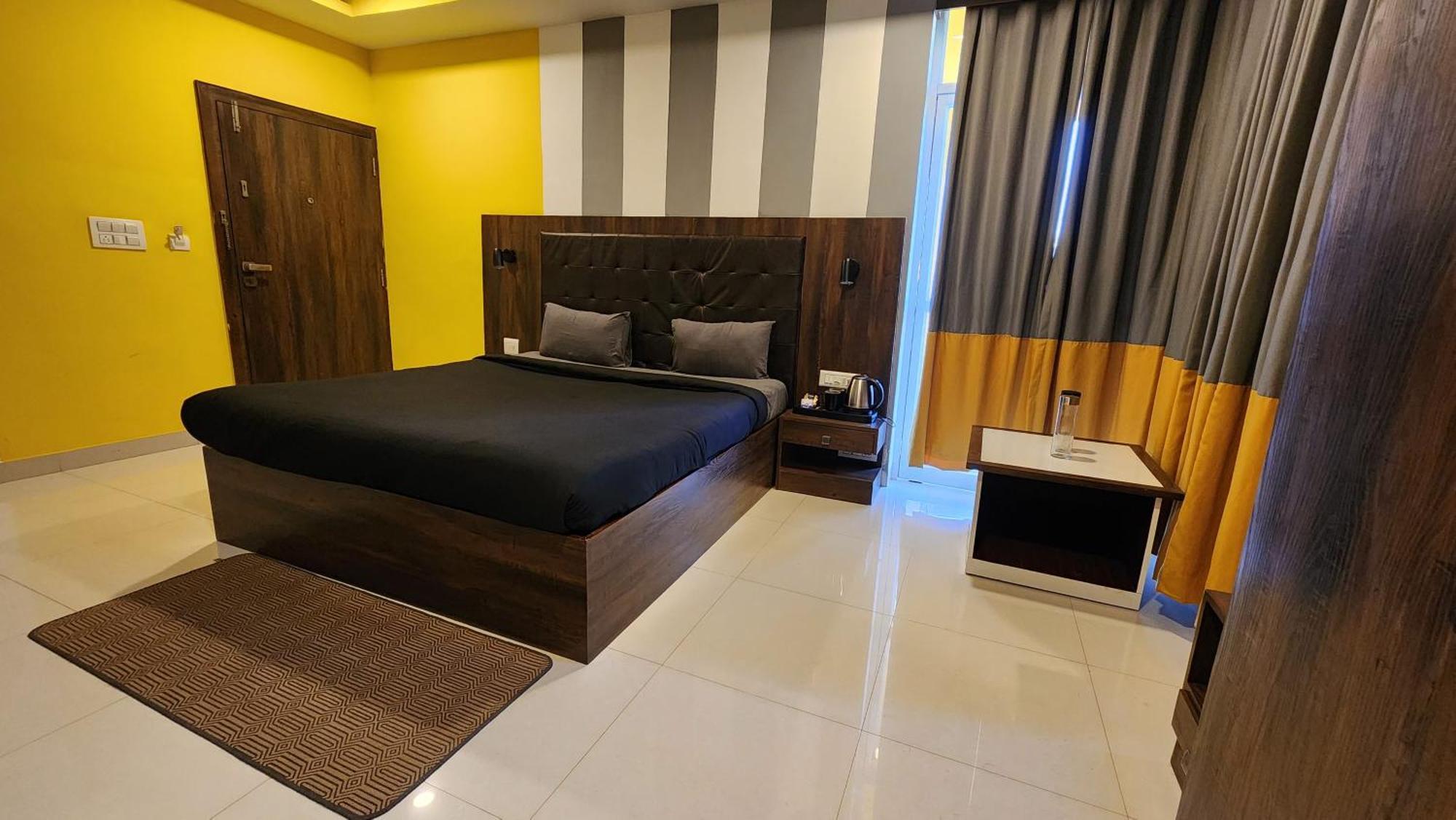 The Hosteller Gokarna โกการ์นา ภายนอก รูปภาพ